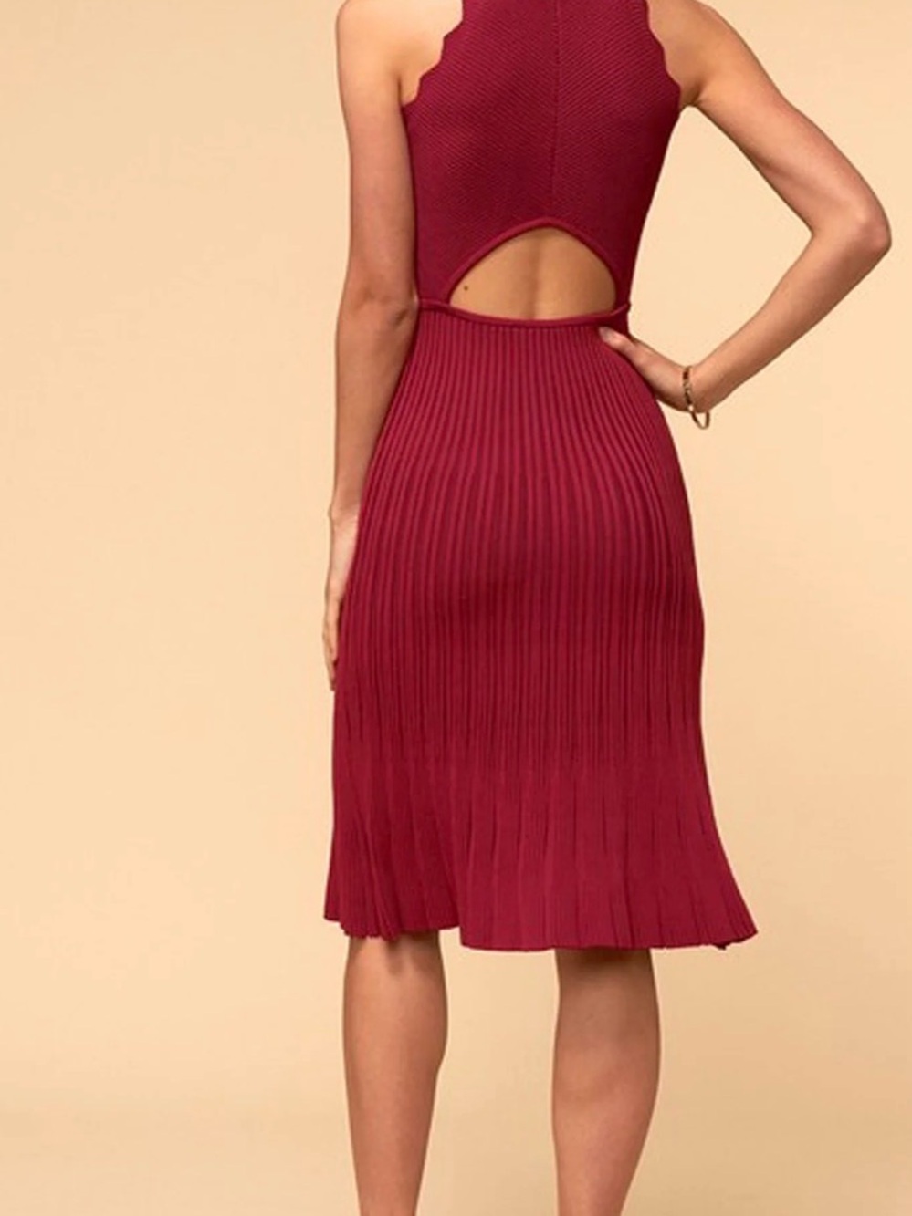 Adelyn Rae Open Back Halter Neck Scallop Edge 'FREYA SWEATER' Dress - Picture 2 of 8